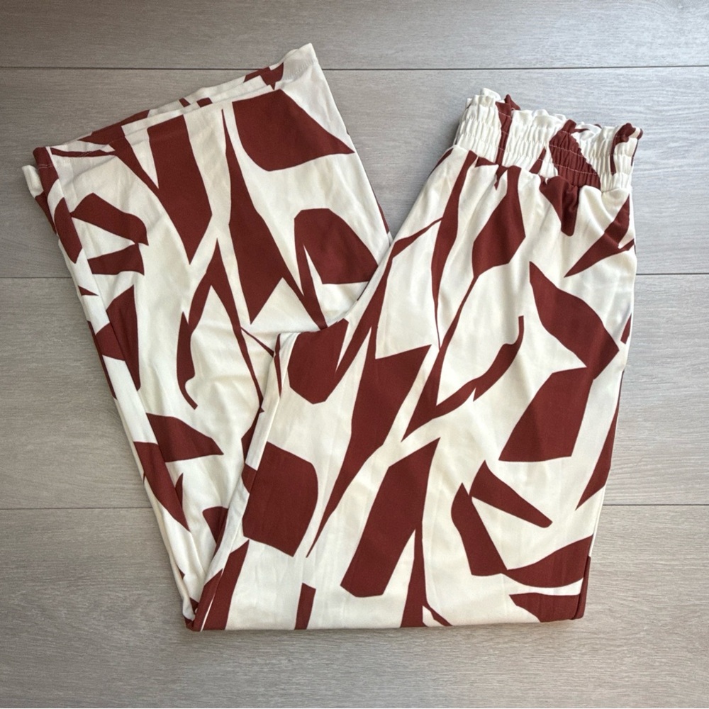 Express Small High Waisted Wide Leg Pants Burgundy White Abstract Print Elastic